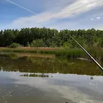 Mit Eigenem Boot & 2 Fahrraedern 100 M Zum An Den Sieben Seen * Lohmen (Mecklenburg-Vorpommern)