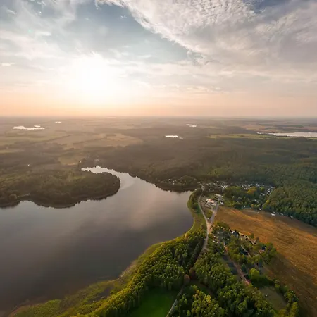 Hébergement de vacances Ferienhaus Mit Eigenem Boot & 2 Fahrraedern 100 M Zum See An Den Sieben Seen Lohmen (Mecklenburg-Vorpommern)