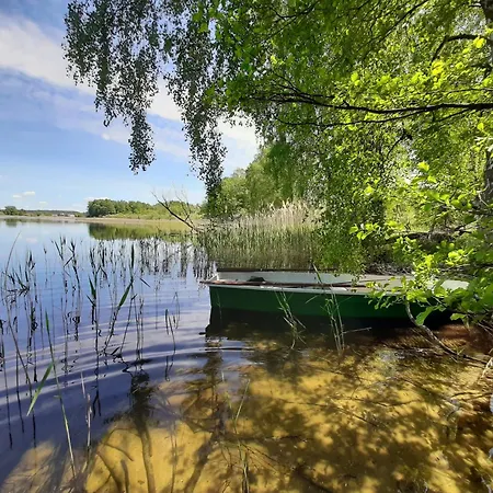 Ferienhaus Mit Eigenem Boot & 2 Fahrraedern 100 M Zum See An Den Sieben Seen Lohmen (Mecklenburg-Vorpommern)