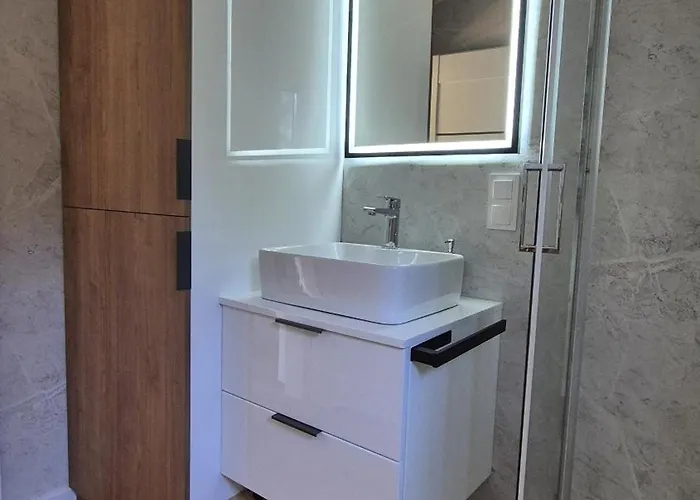 Ferienhaus Mit Eigenem Boot & 2 Fahrraedern 100 M Zum See An Den Sieben Seen